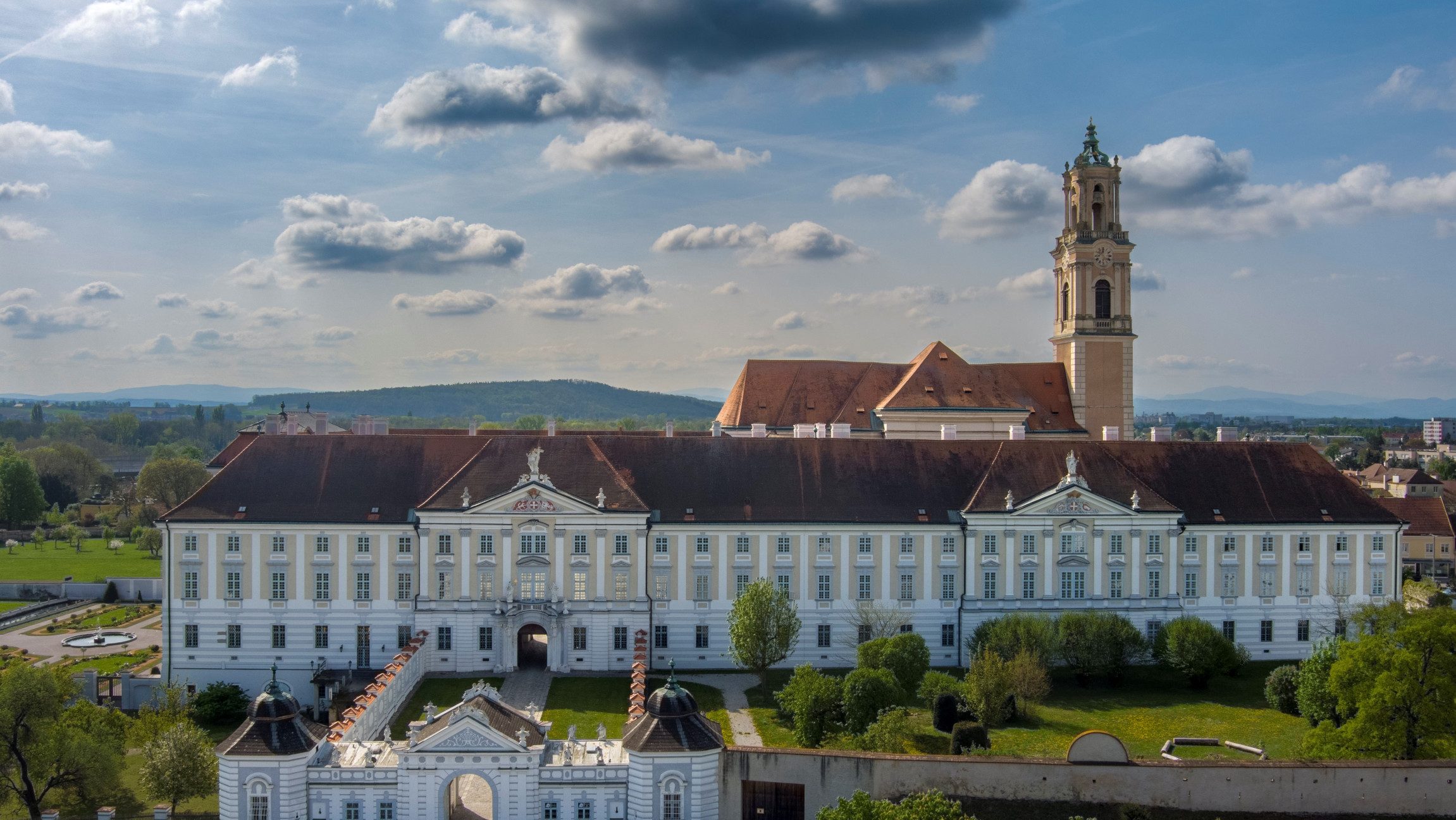 Blick auf das Stift Herzogenburg.
