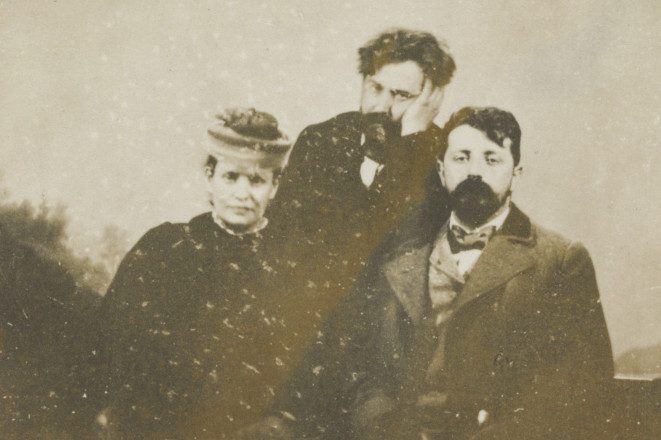 Bildunterschrift: Lou Andreas-Salomé, Arthur Schnitzler und Richard Beer-Hofmann (v.l.n.r.) im Wiener Prater, um 1895.