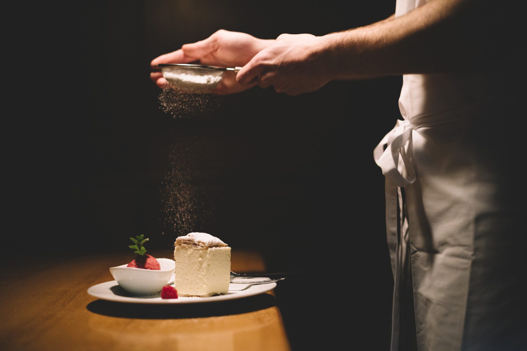 Wenn Cremeschnitte auf Himbeersorbet trifft… mmmh….