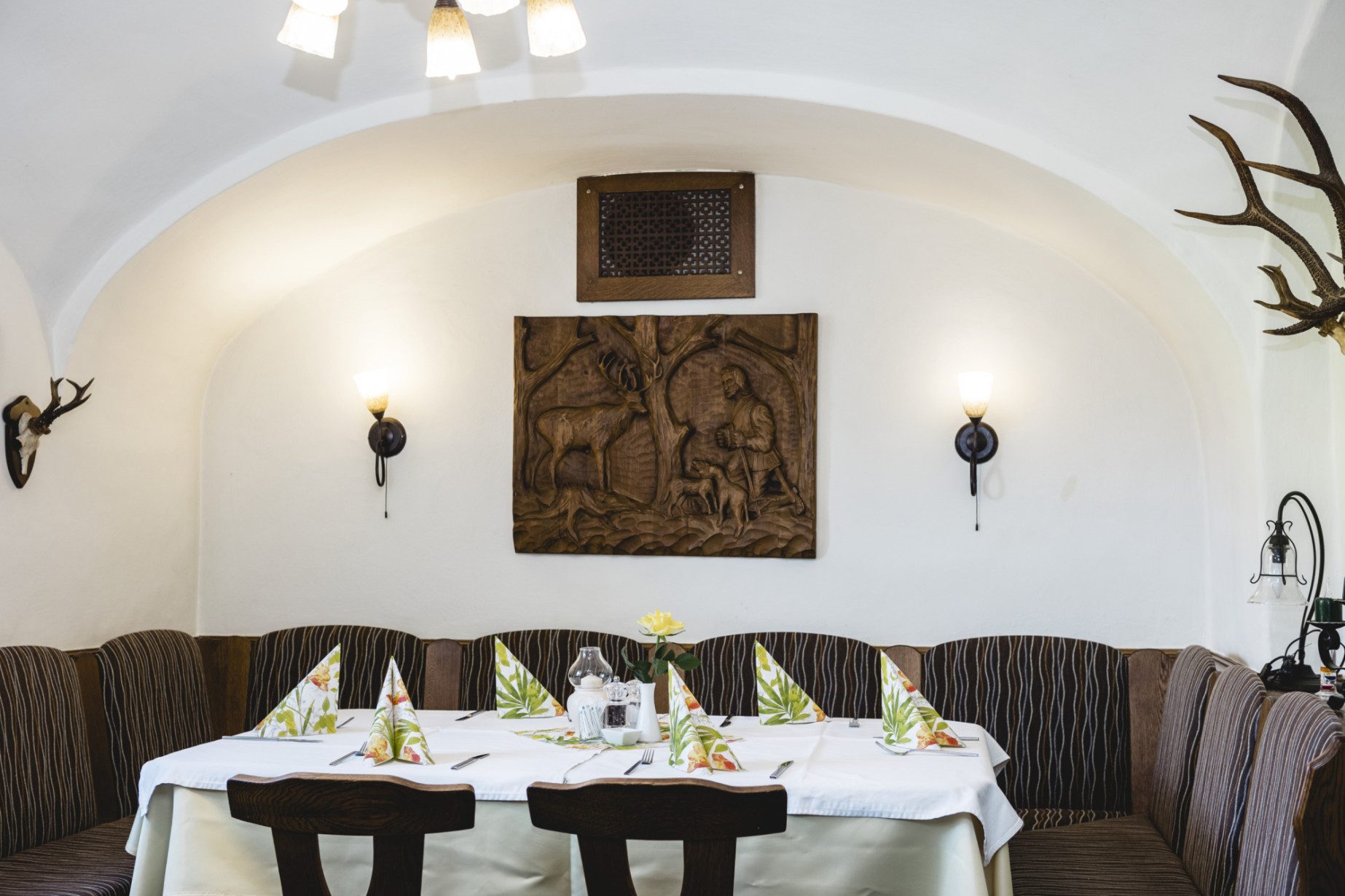 Wild in Küche und Gastraum