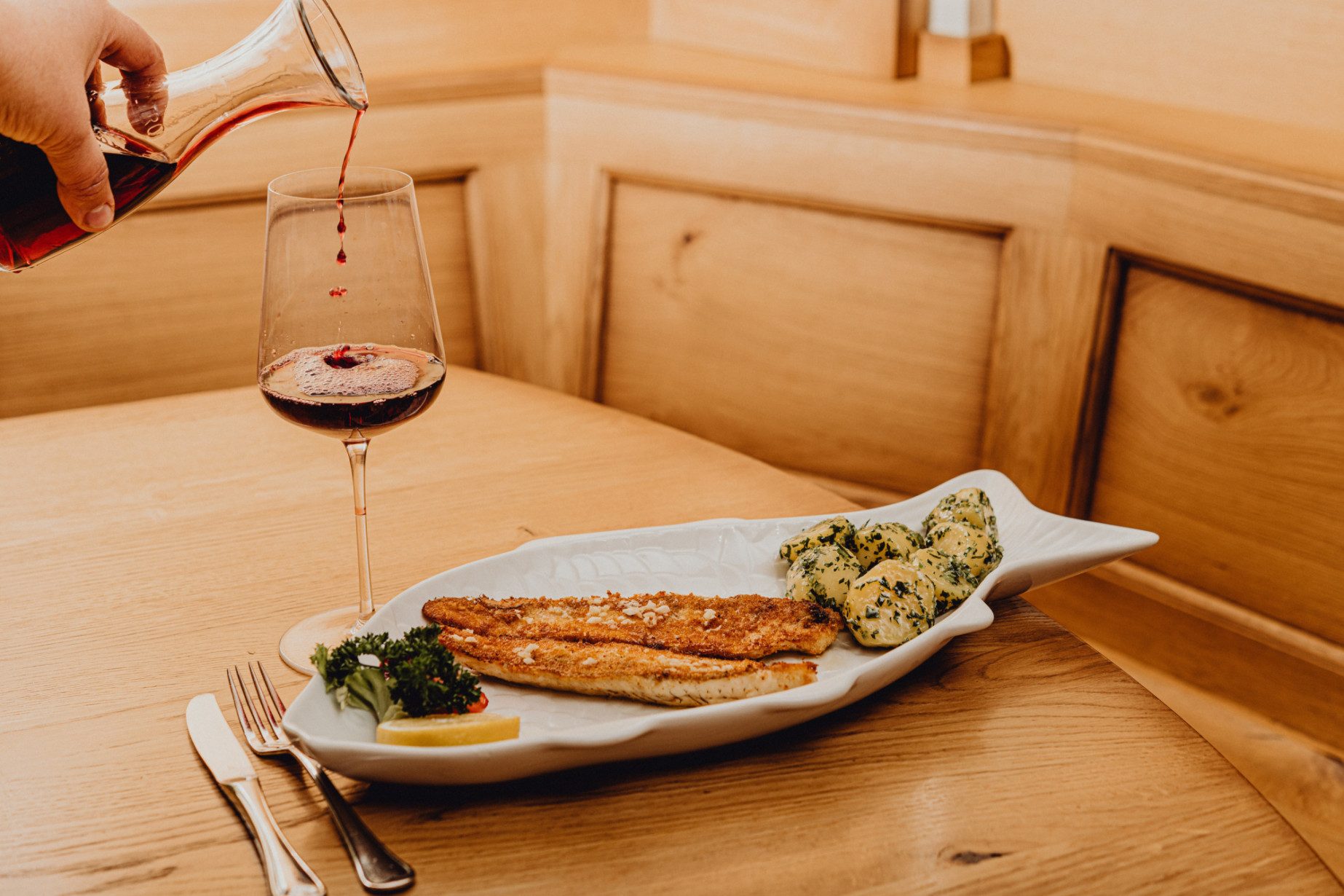 Zander in Knoblauchbutter