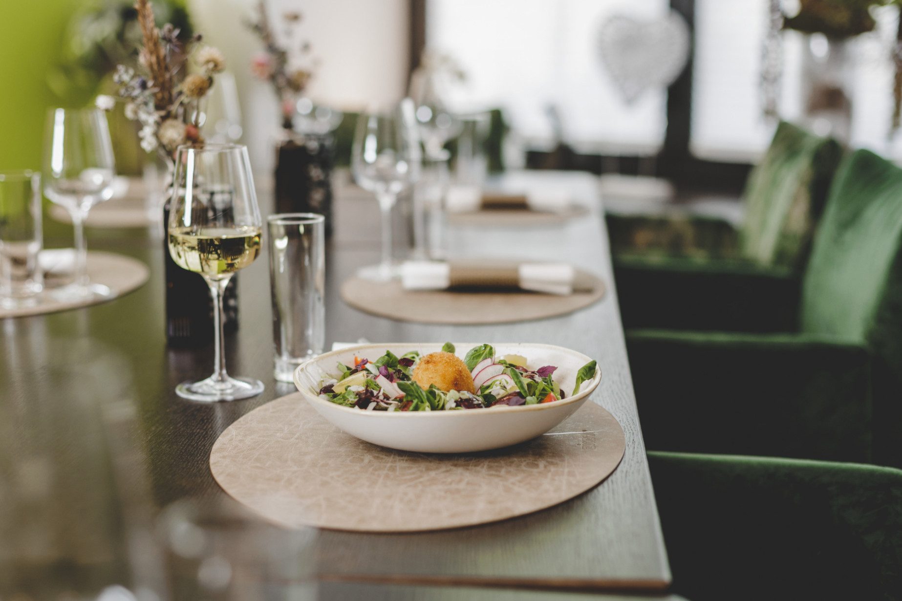 Abwechslungsreiche Speisekarte mit heimischen Produkten