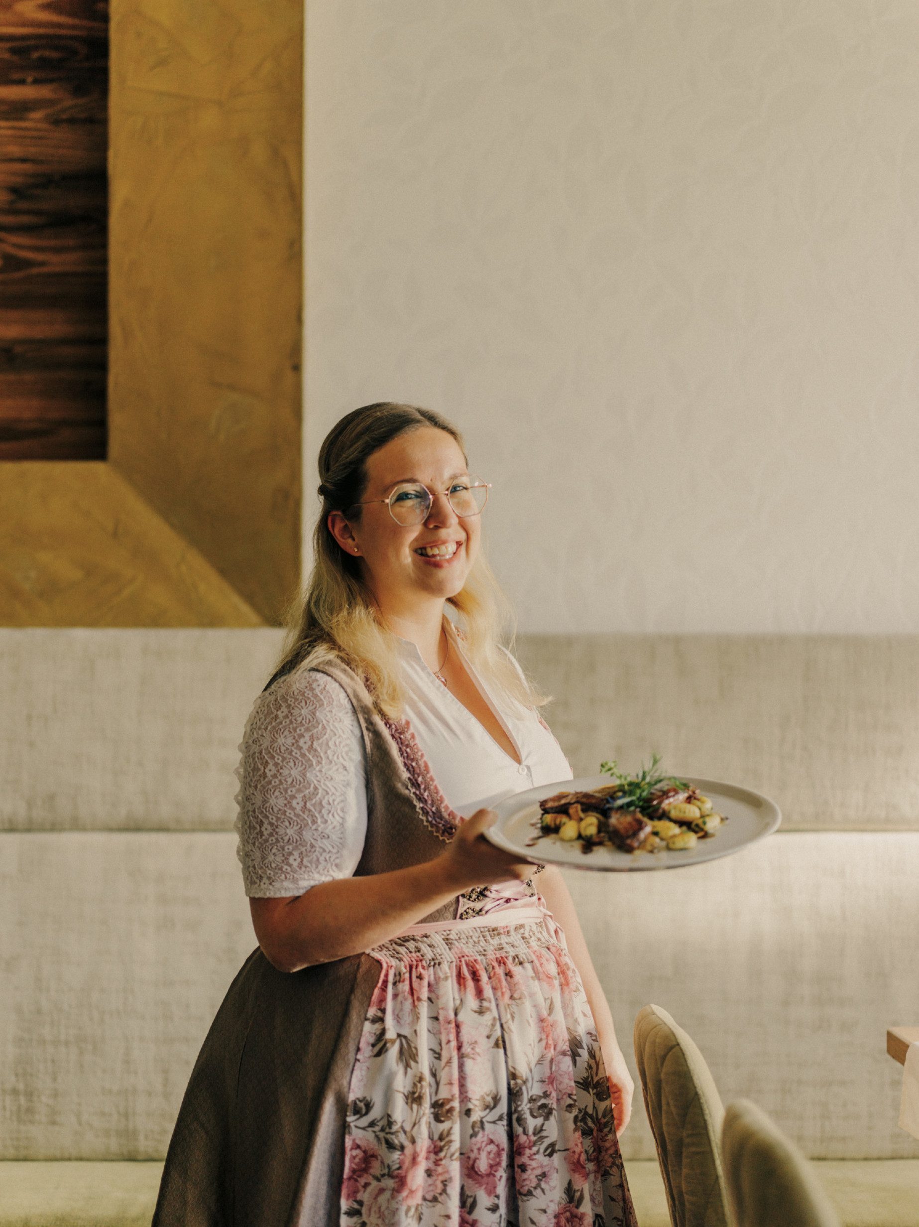 Wirtin Sabrina Stadler