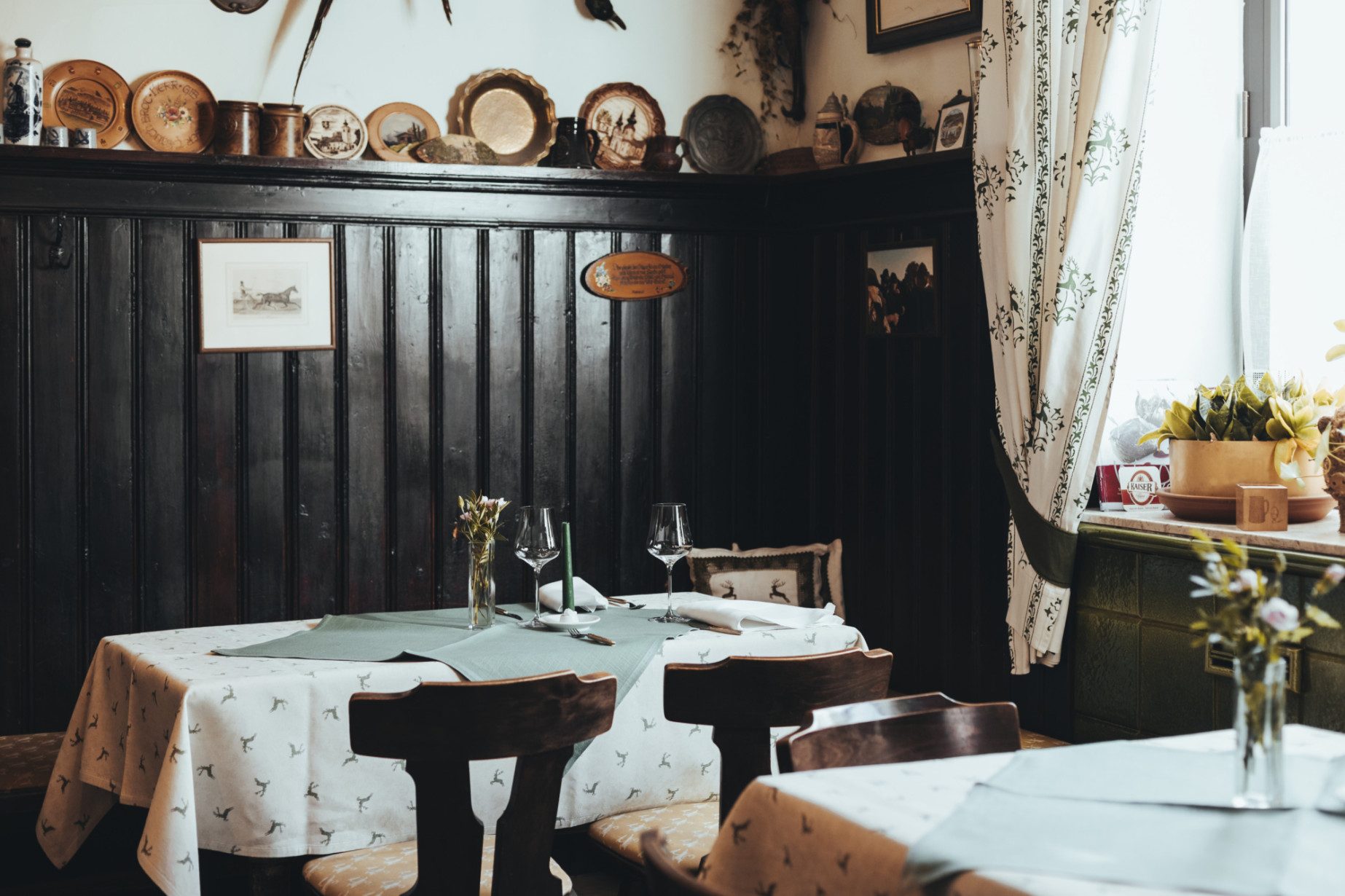 Wildschwerpunkt findet sich auch in der Gaststube