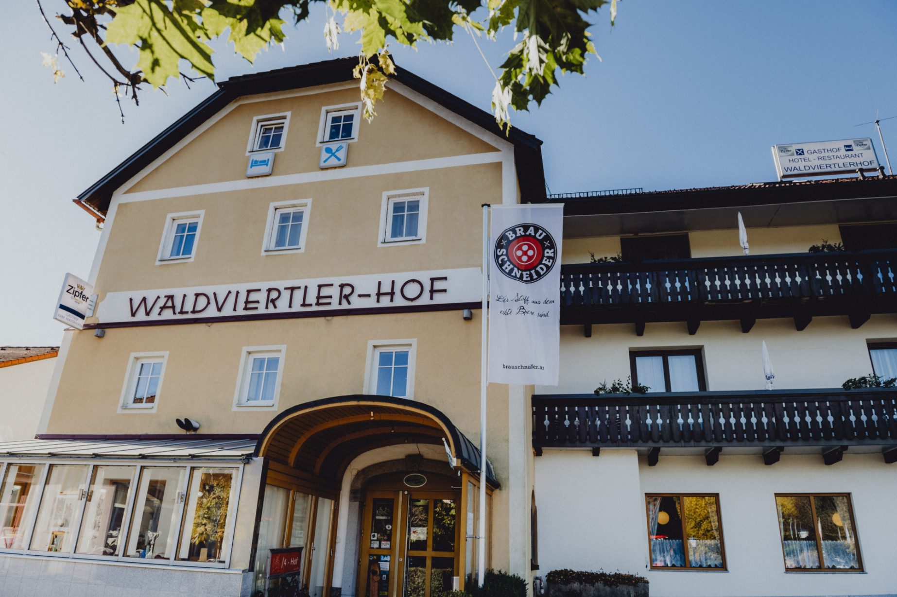 Wirtshaus mit 60 Zimmern