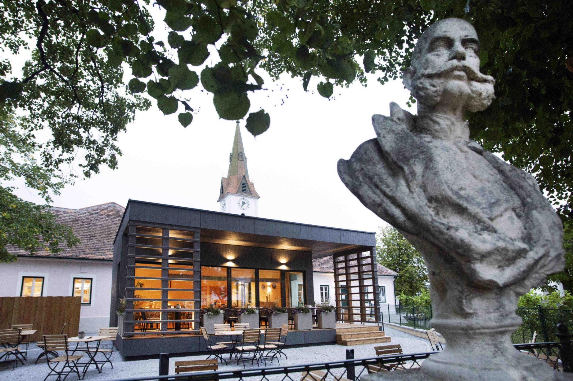 Das FRANZ JOSEPH Wirtshaus am Kaiserplatz