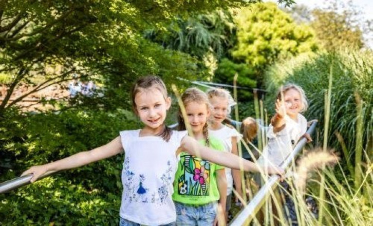 Foto von mehreren Kindern in der Garten Tulln.