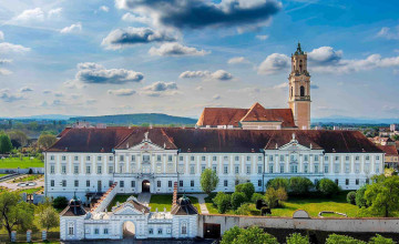 Blick auf das Stift Herzogenburg.
