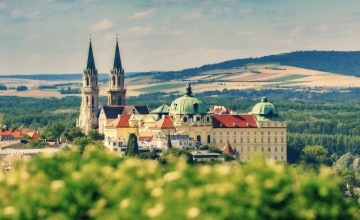 Blick auf das Stift Klosterneuburg.