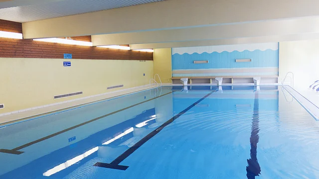 Hallenbad und Sauna Gaming