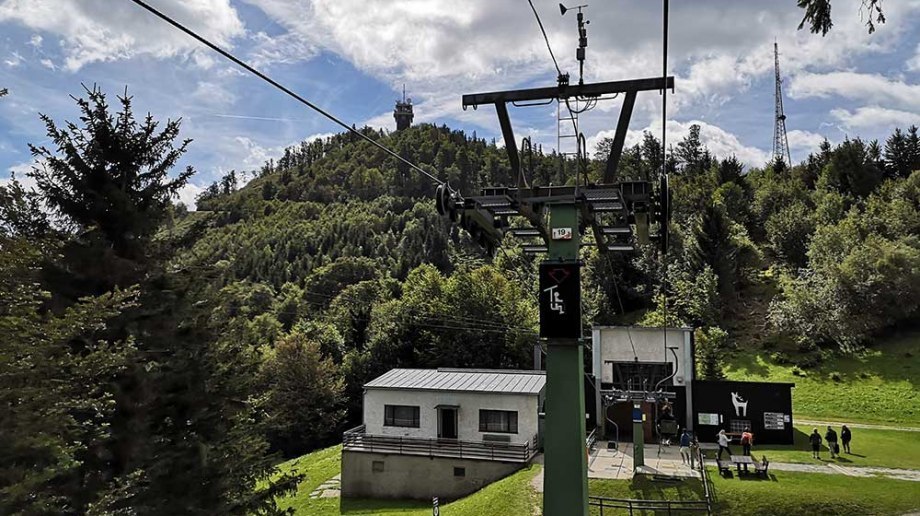 Bergstation mit Senderturm, © Winter