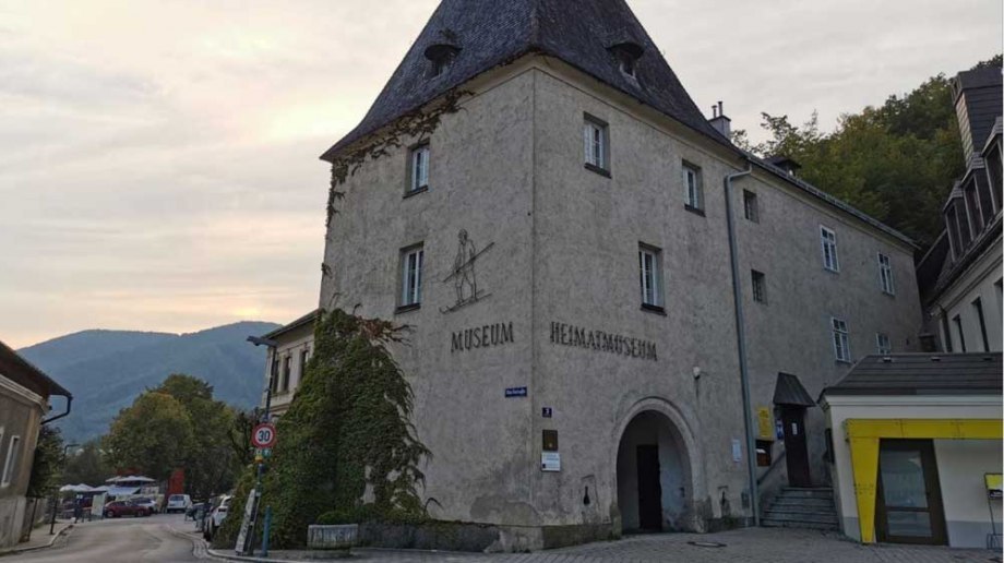 Bergstation mit Senderturm, © Winter