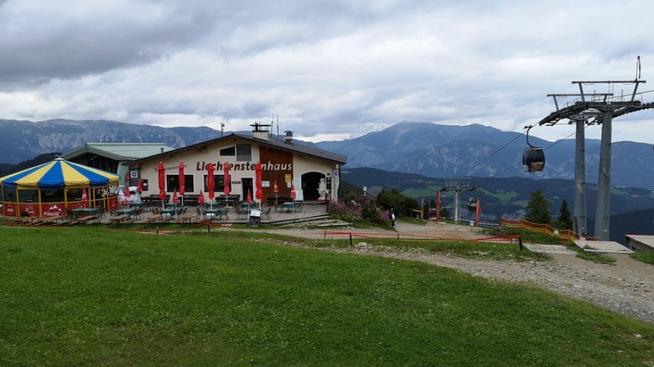 Hinein in die Kabinenbahn und hinauf auf den Berg , © Malinowsky